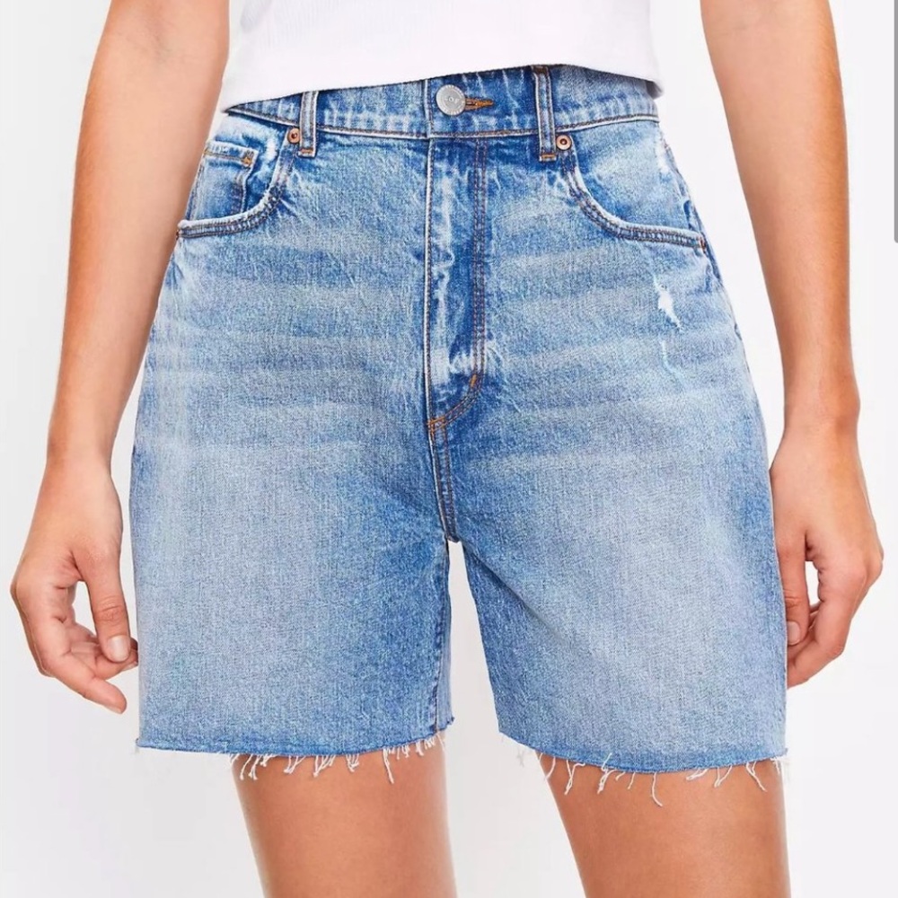 NWT LOFT Fresh Cut High Waist Boyfriend Short